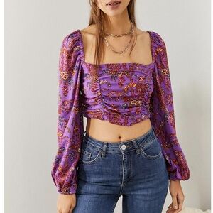 Urban Outfitters Bambi Floral Ruched Front Top Cropped Blouse